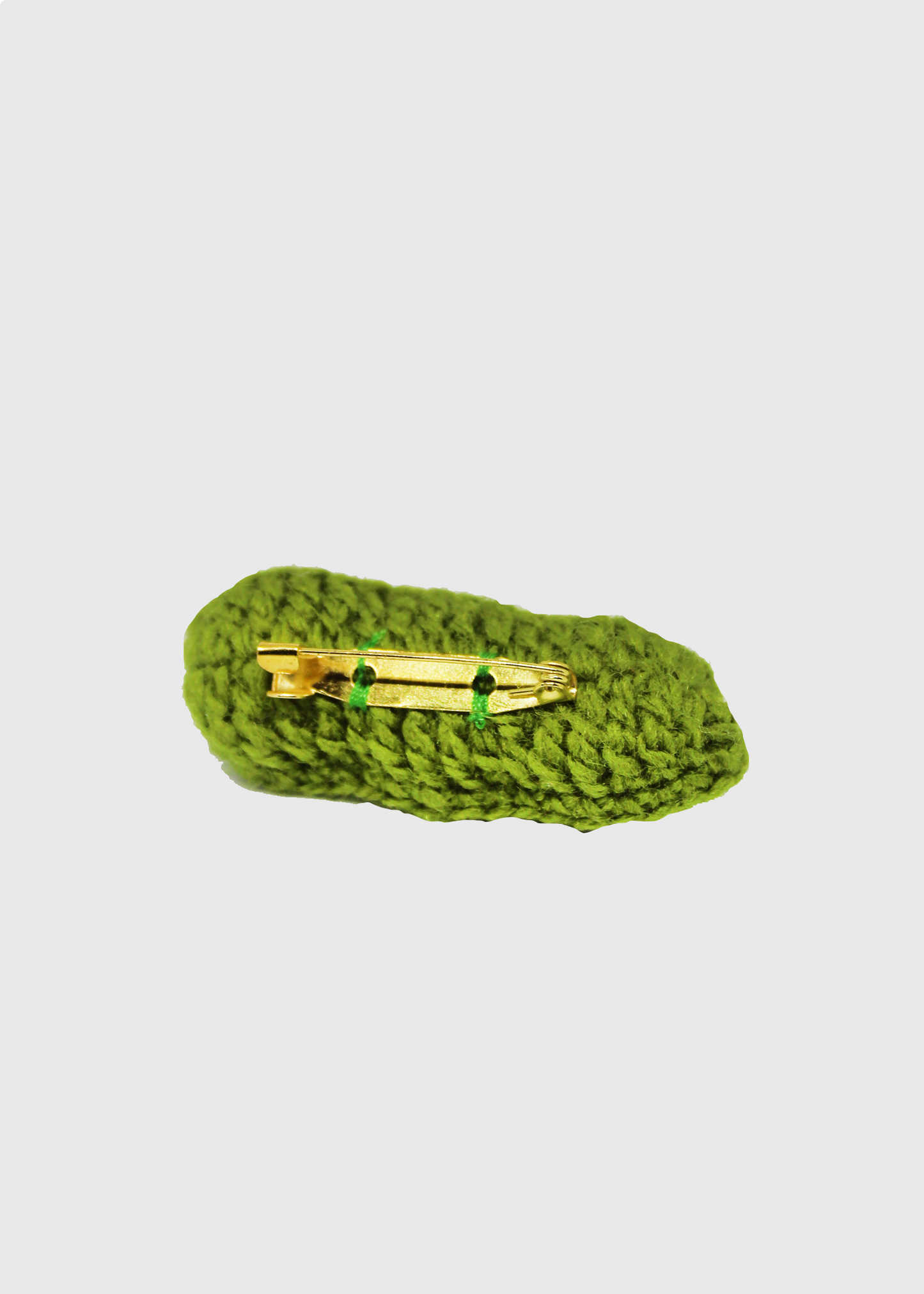 Three Peas in a Pod Brooch