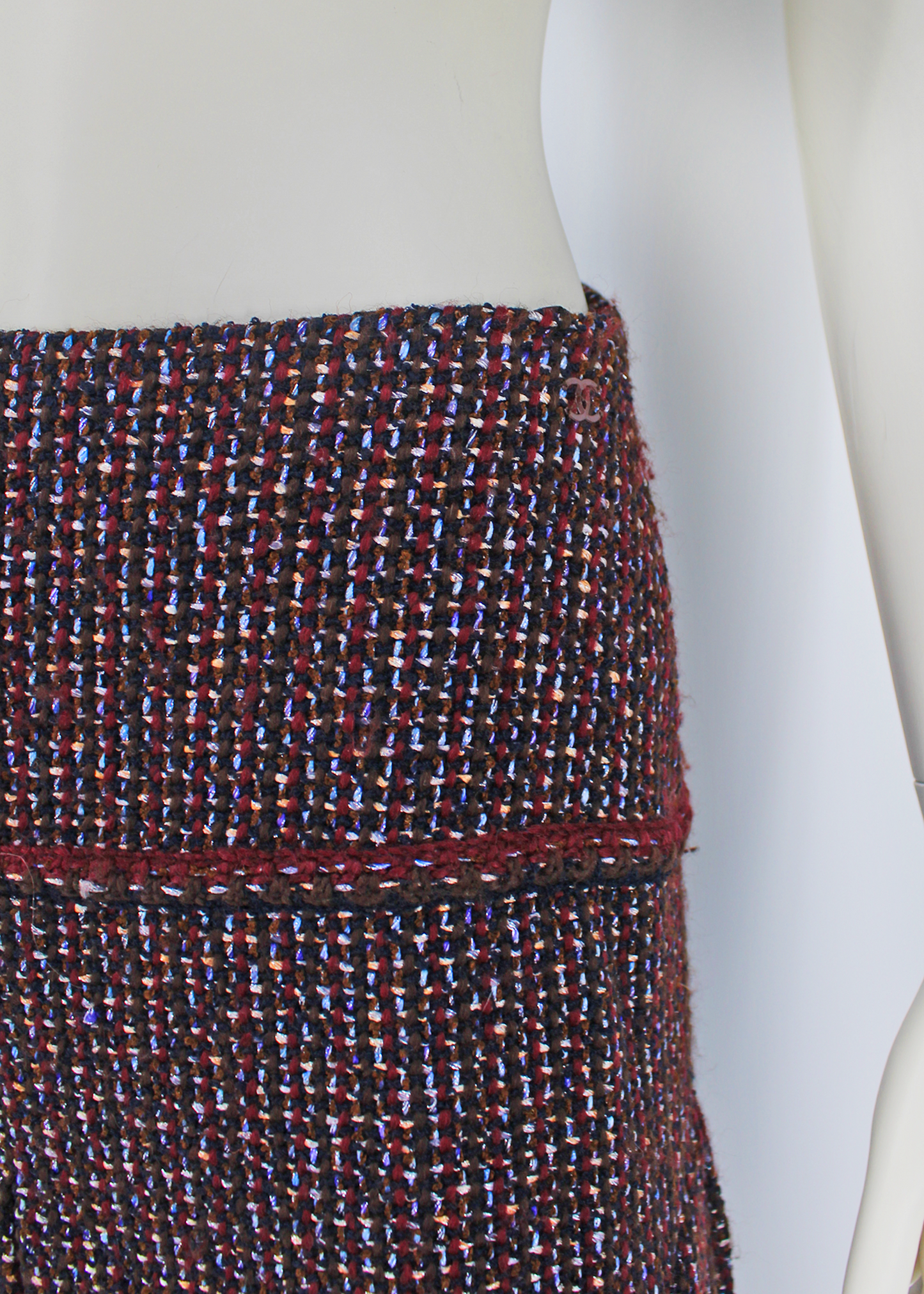 CHANEL 2000s Wine Pleated Tweed Midi Skirt