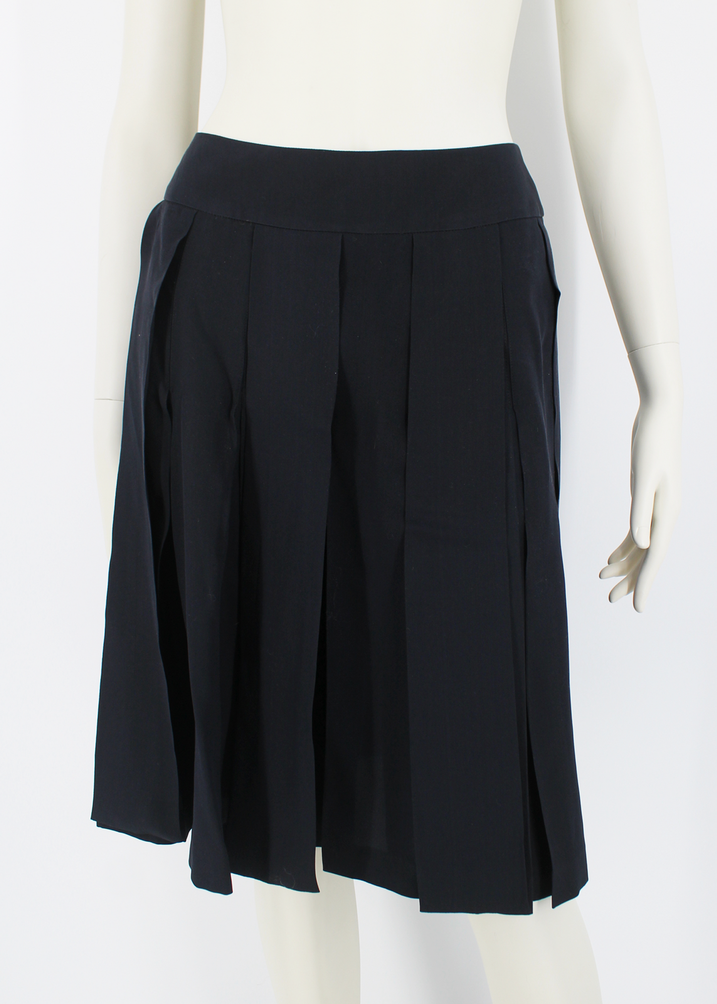 CHANEL 2001 Black Silk Bow-Tie Pleated Mini Skirt