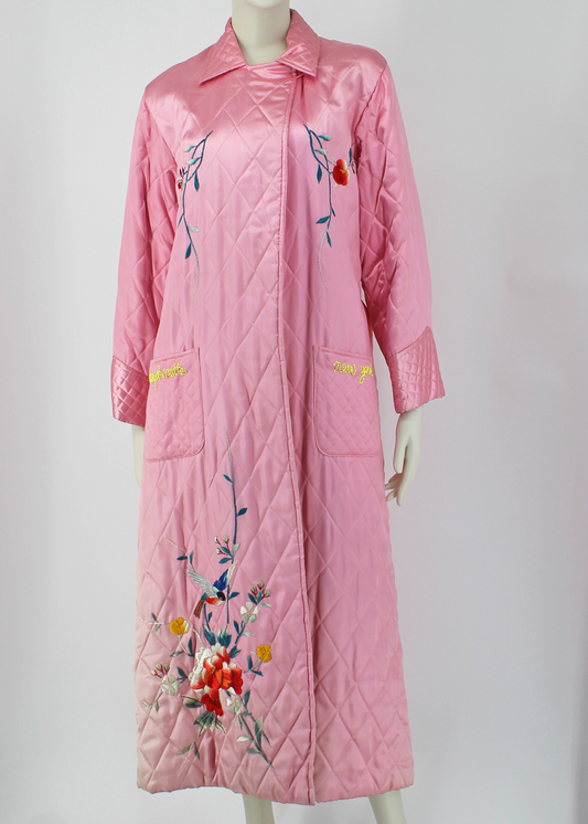 Dauphinette 1940s Pink Hand-Embroidered Quilted Robe